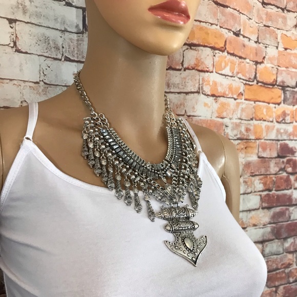 Anchor Statement Necklace - Picture 2 of 5